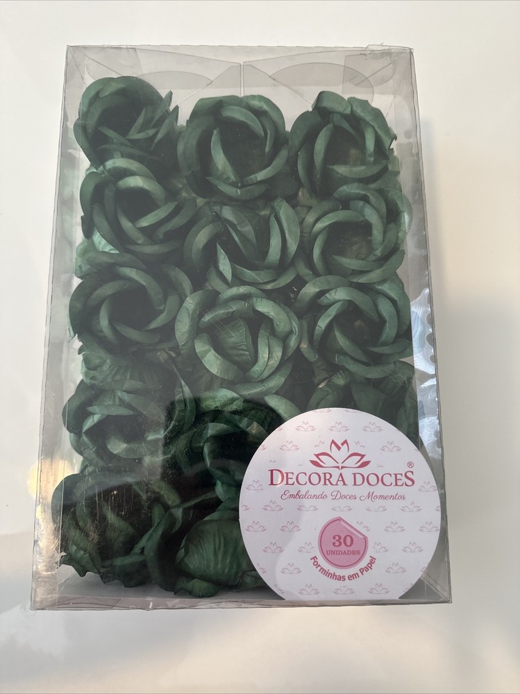 Handmade Paper Truffle Wrapper . Color Pistachio