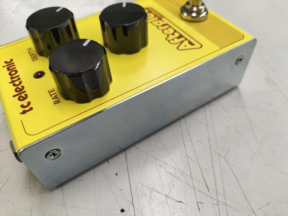 Tc Electronic Afterglow Chorus Effector