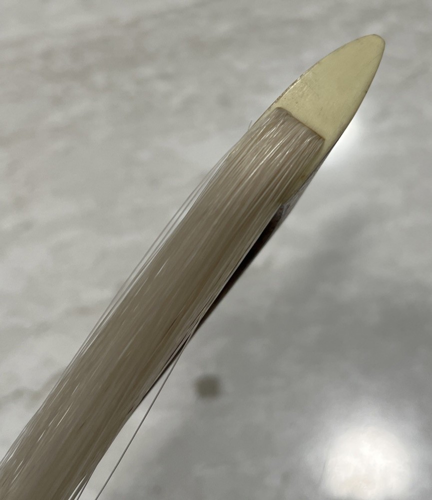 Klaus Becker cello bow 27''