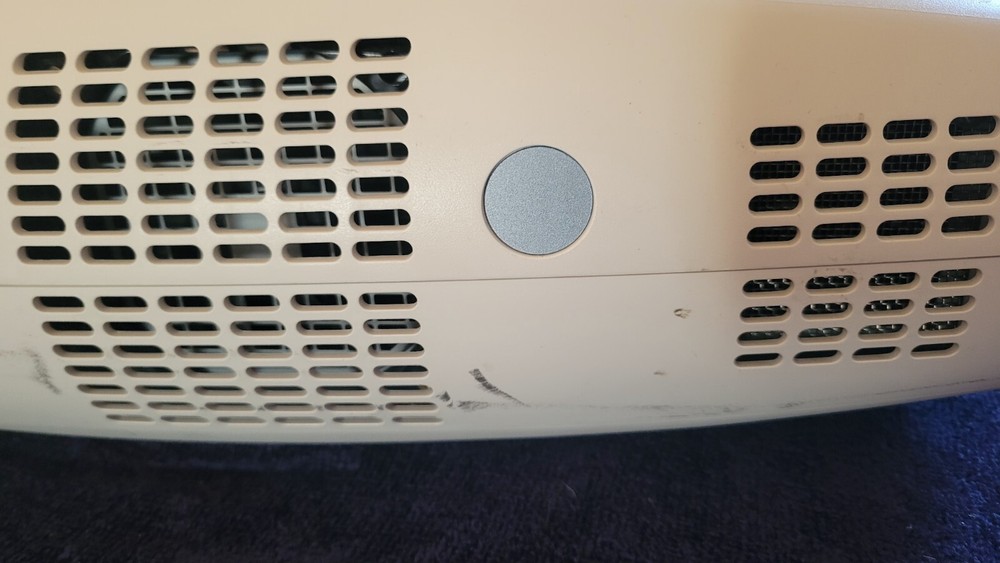 Panasonic DLP Projector PT-RZ370 - WORKS GREAT