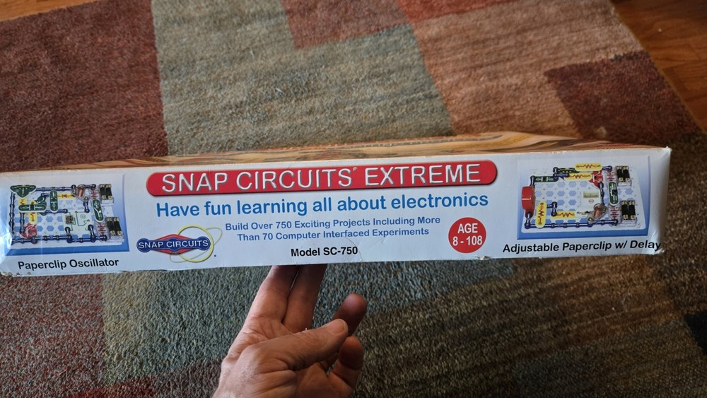 Complete-Elenco Snap Circuits Extreme SC-750 Electronics Exploration Kit