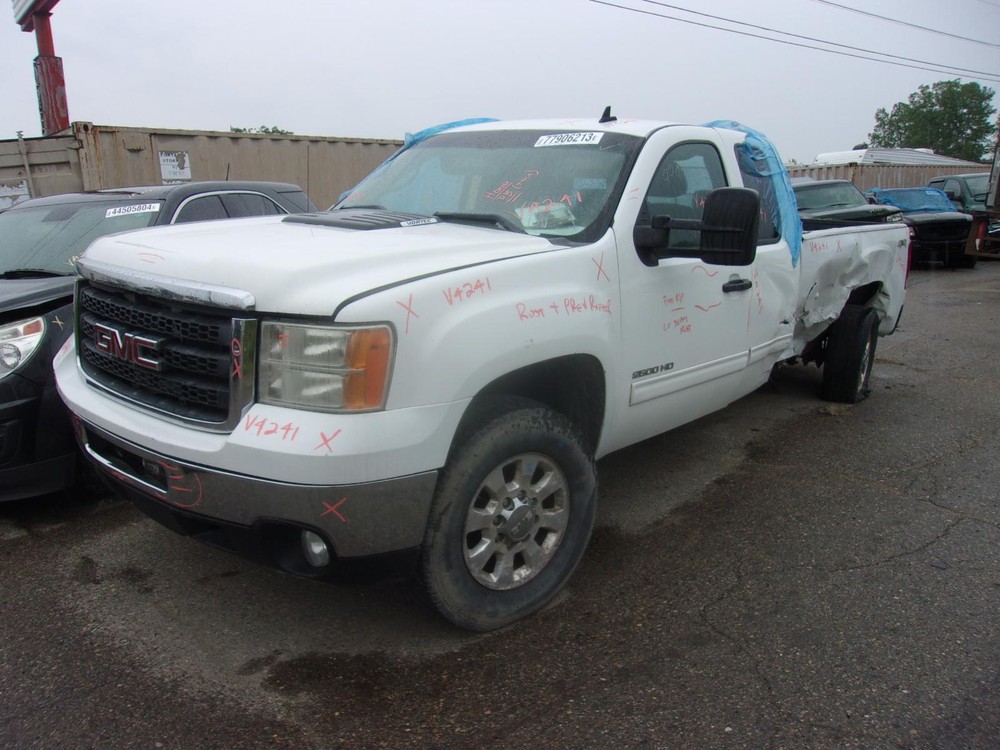 Used Transfer Case Assembly fits: 2011 Gmc Sierra 2500 pickup 6.0L dash switch e