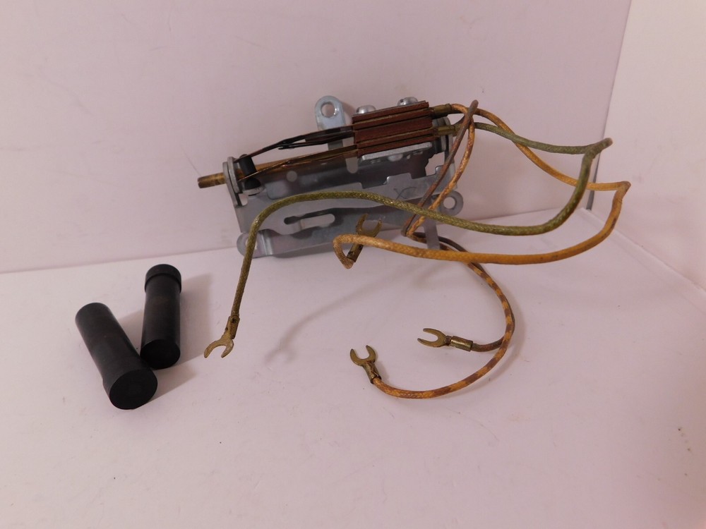 Original Western Electric 302 Plastic Deskset Switchhook Assembly CompleteTested