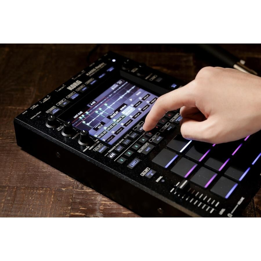 KORG KAOSS Replay Dynamic Effect / Sampler All-in-One DJ Performance