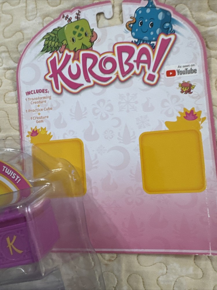 Kuroba Dolphiconda vs Training Cube Collectible Battle Pack