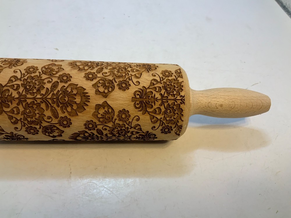 Embossed Wooden Rolling Pin With Patterns, small Engraved rolling pin USED