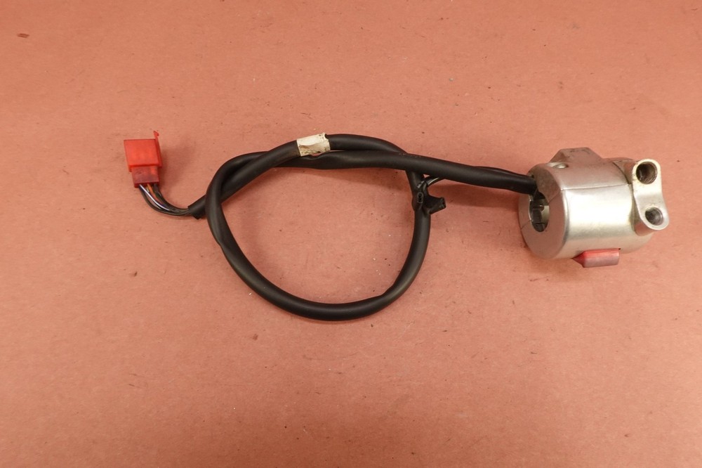 2003-2008 Honda VTX1300S Right Handlebar Stop Start Kill Switch