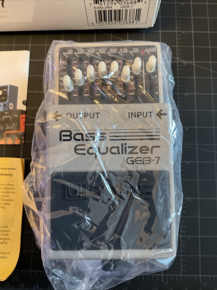 BOSS GEB-7 Bass Equalizer Pedal