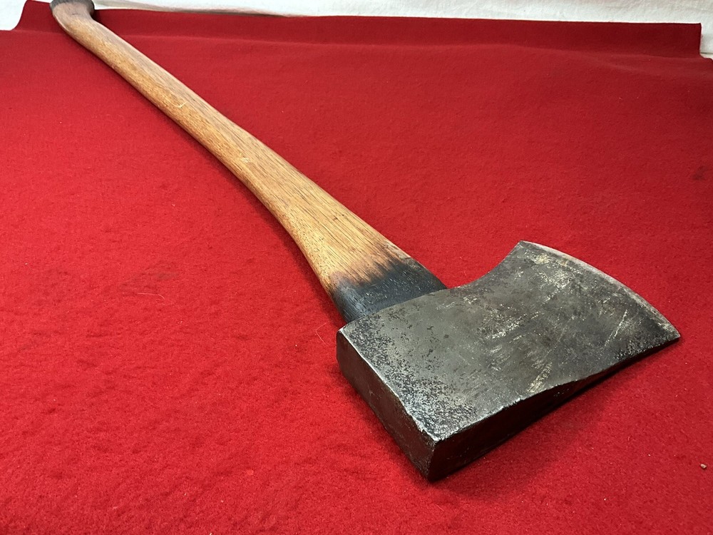 NP Northern Pacific Railroad Axe, New Handle