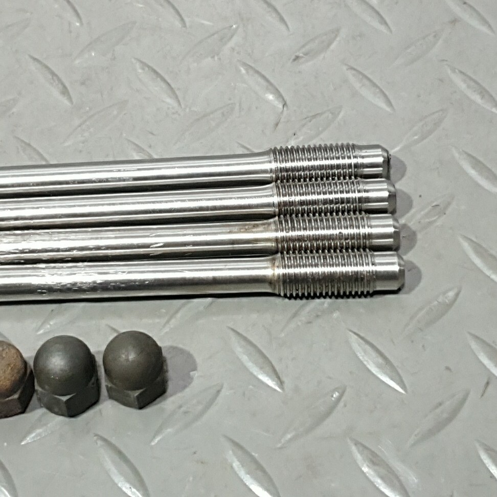 ♻️ Cagiva Canyon 600 1995 - 1998 Engine Cylinder Bolt Studs ♻️