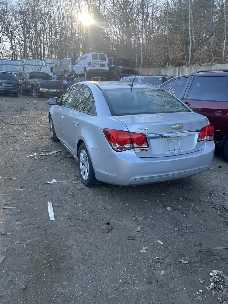 2014 CRUZE Third Brake Light Tested OEM