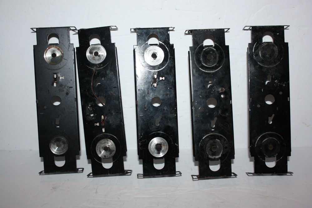 Lionel - Postwar SP Caboose Frames (5) EX Condition