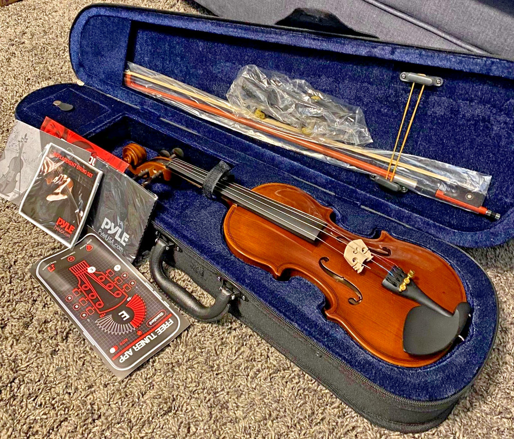 Pyle 1/4 Size Beginner Violin Starter Kit w/ Travel Case & Bow Extra Strings