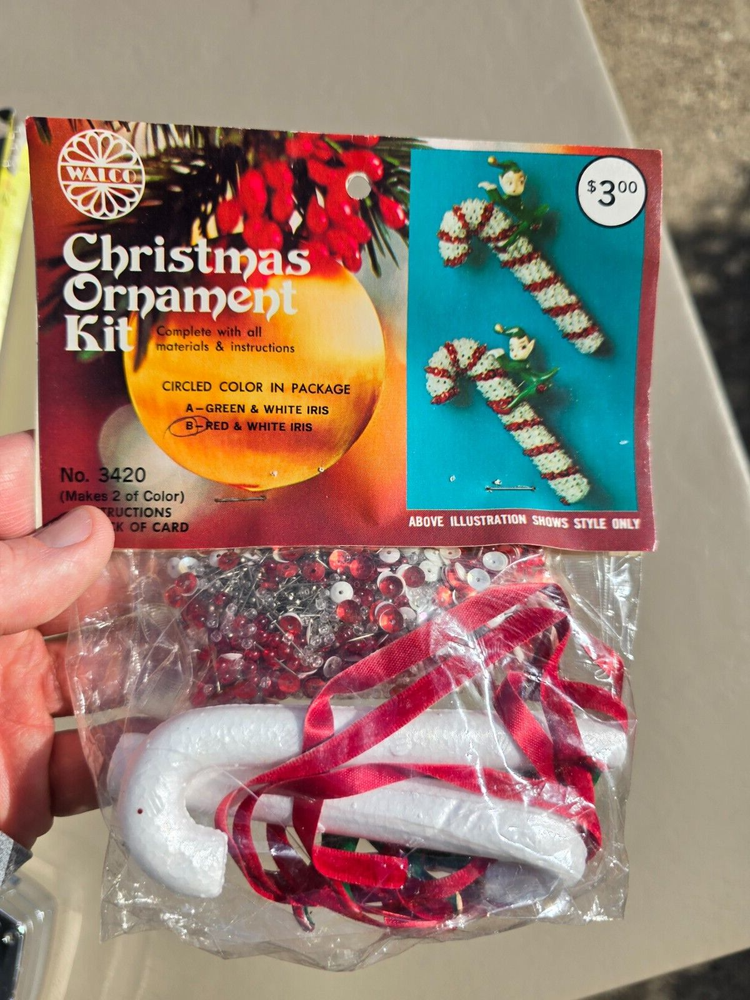 Walco 3420 PIXIE CANDY CANE Red/White Vtg Sequin Bead Christmas Ornament KIT