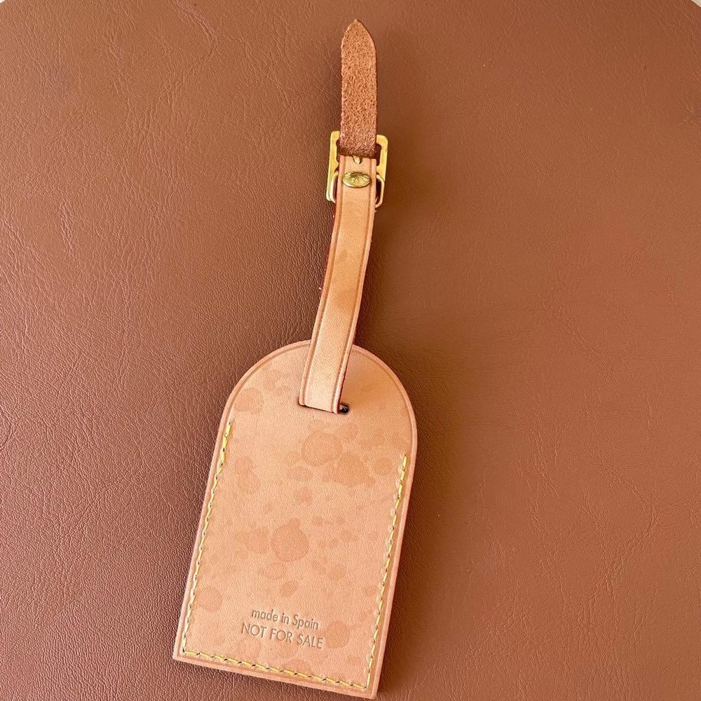 Louis Vuitton Giraffe Name Charm Tag