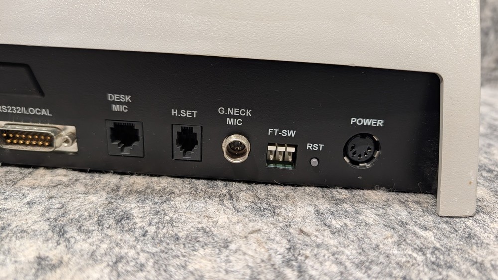 Motorola Comtegra L1925A Desktop Controller Radio Dispatch Console