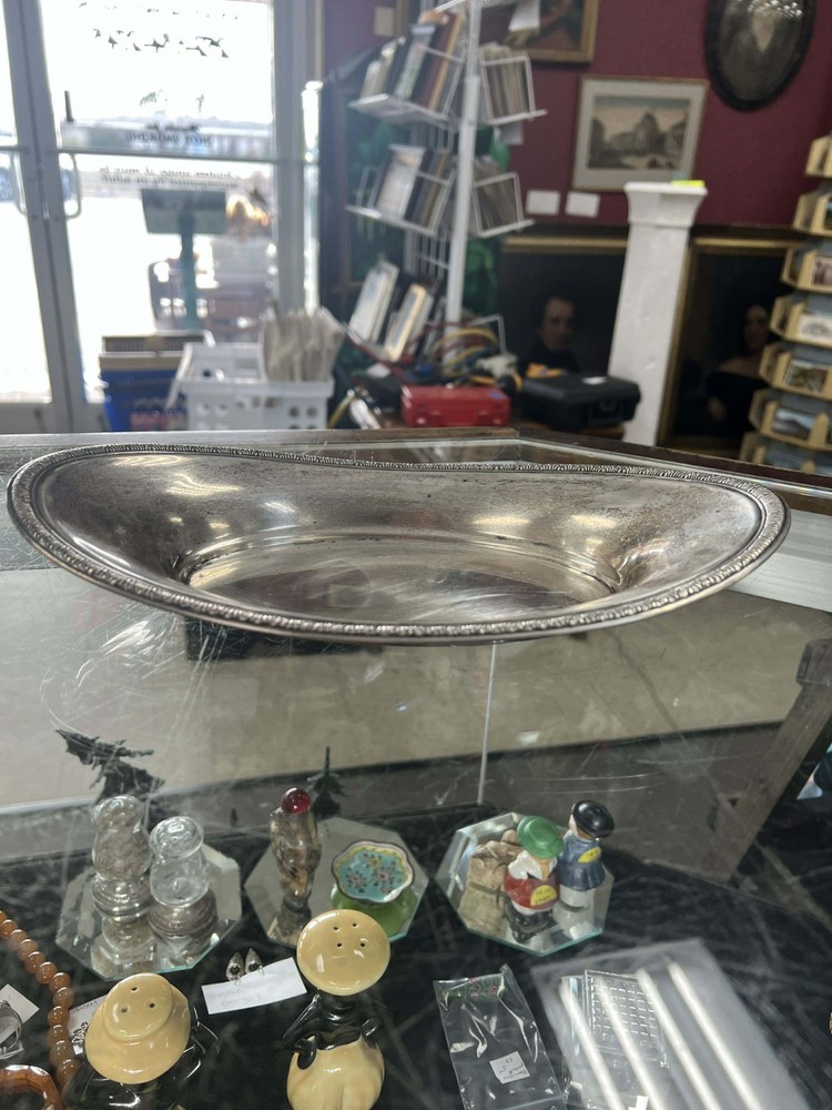 International Sterling Silver 235 Grams Bread Tray