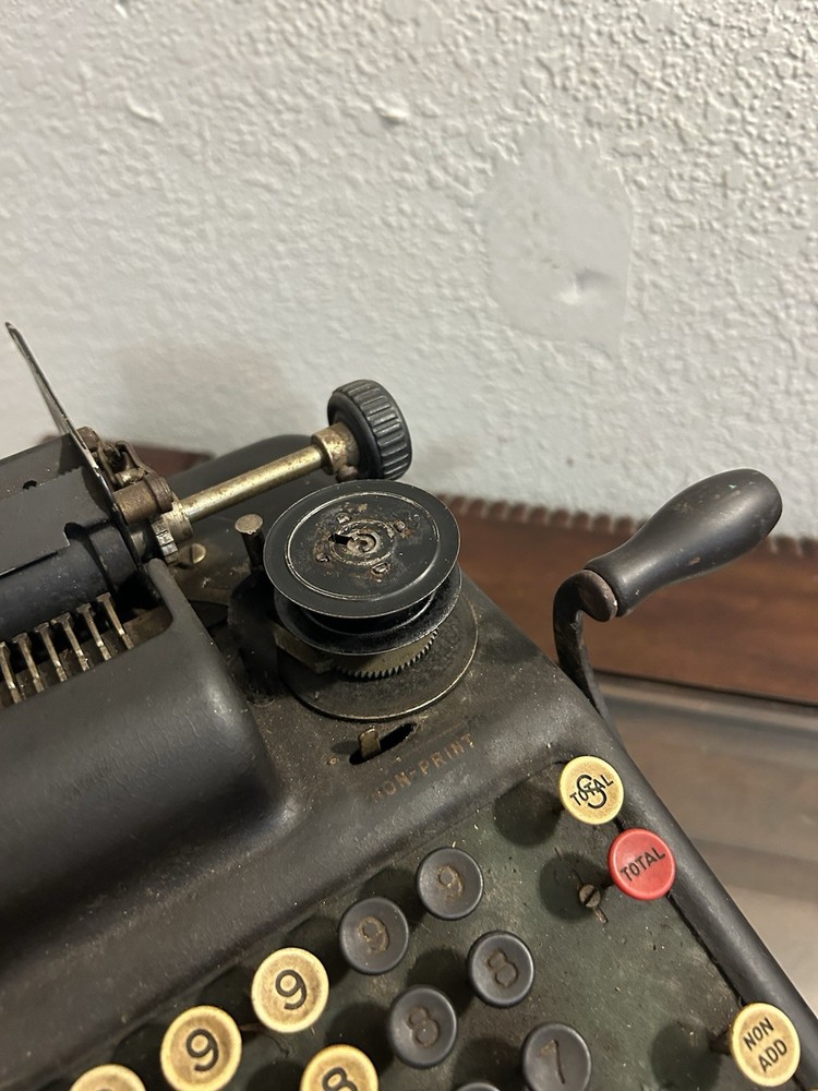 Burrough's Portable Adding Machine Not Working Condition