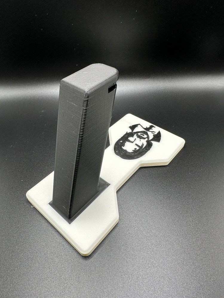 John Wick Double Stack 1911/2011 Pistol Display Stand
