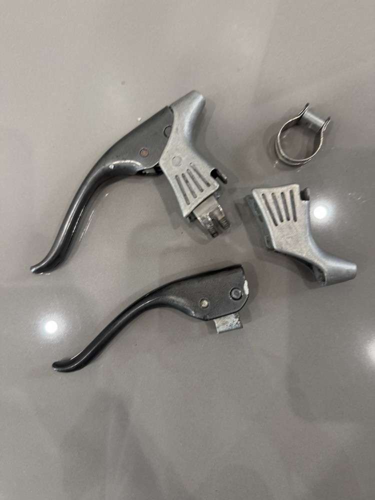 Vintage Modolo brake levers b