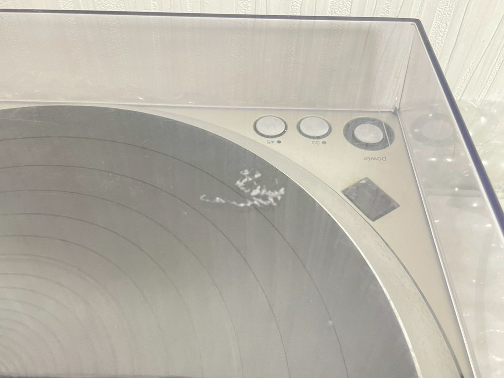 Technics SL-1301 Quartz Direct Drive Automatic Turntable Record Player Used