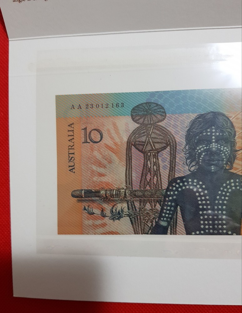 1988 $10 FRASER/JOHNSTON FIRST POLYMER NOTE FOLDER LAST PREFIX AA 23012163