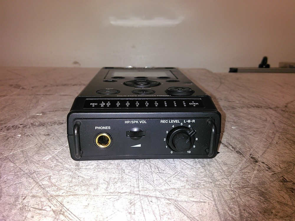 Defective Marantz Professional PMD661 MKII Solid State Recorder No SD AS-IS