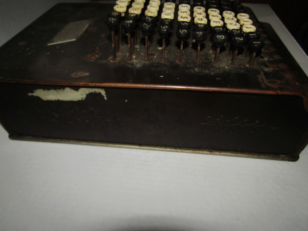 FELT & TARRANT COMPTOMETER