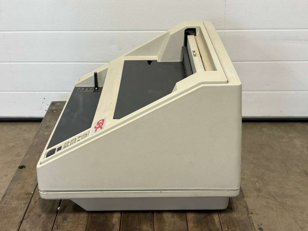 GBC Velobind Electric Binding Machine Model SYSTEM 3 PRO Part 7704921