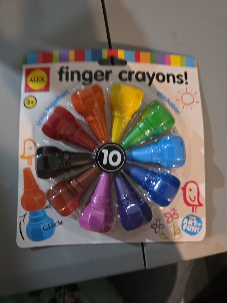 Alex Finger Crayons Large Stackable Multiple Colors BRAND NEW A2