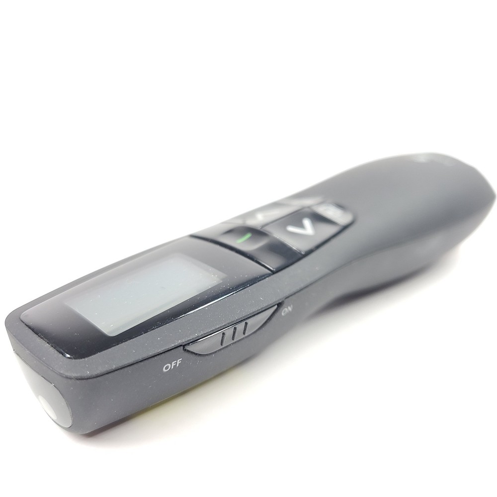 Logitech Wireless Presenter R800 Laser Pointer with Storage Pouch
