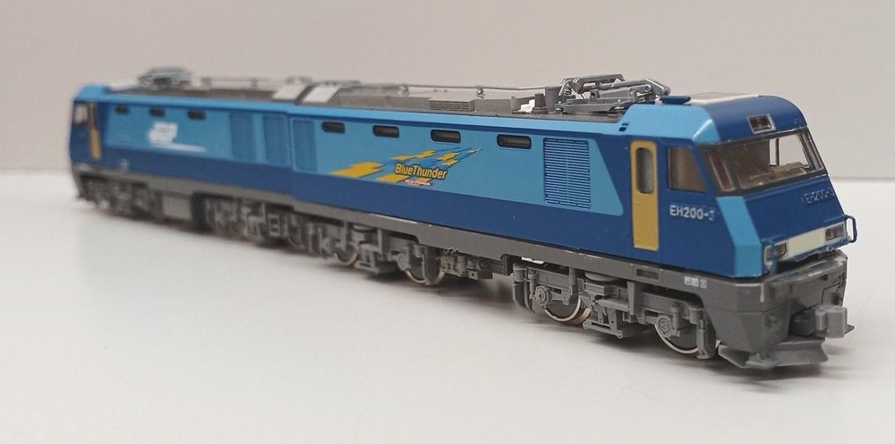 KATO 3045 EH200 NGauge