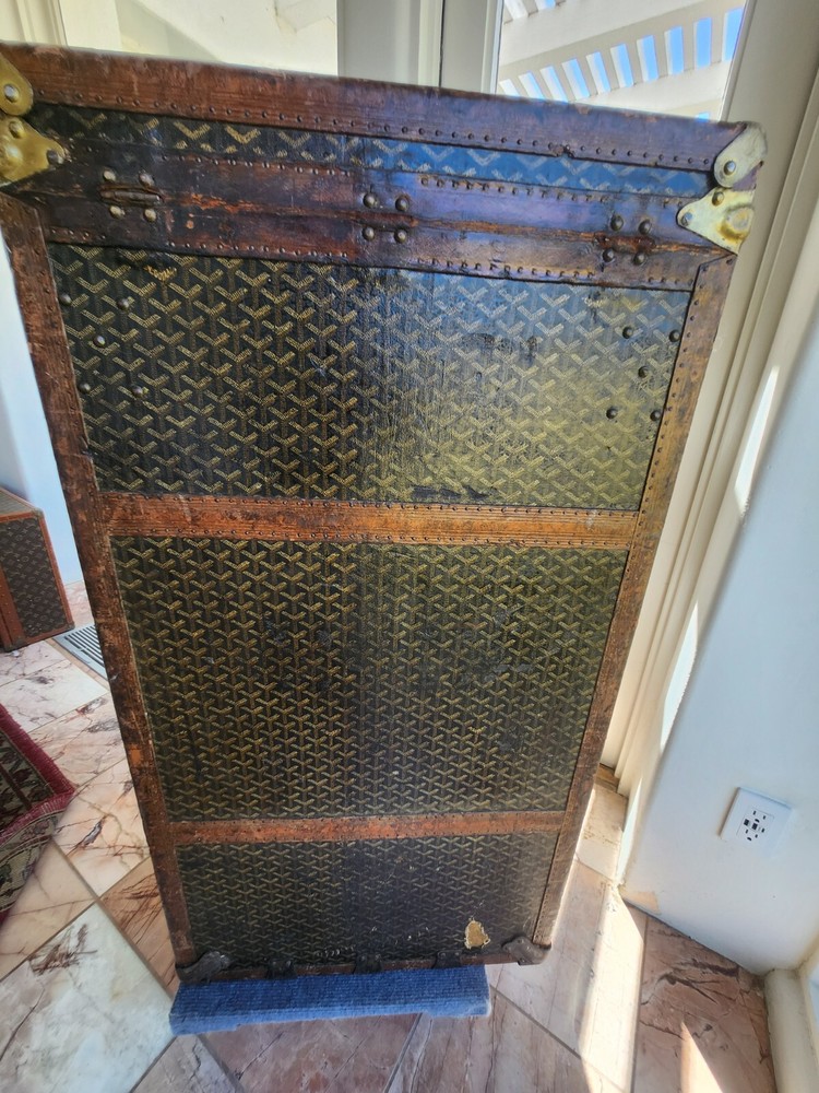 Goyard Trunk
