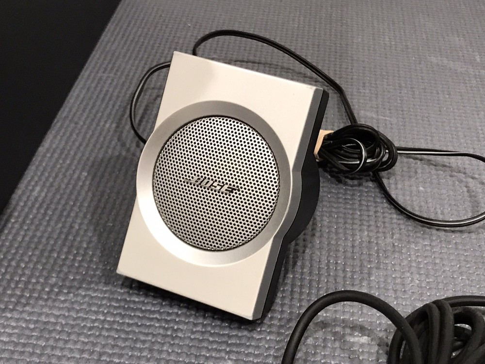 Bose Companion 3 Multimedia Speaker System w/ Subwoofer + Controller + Cables