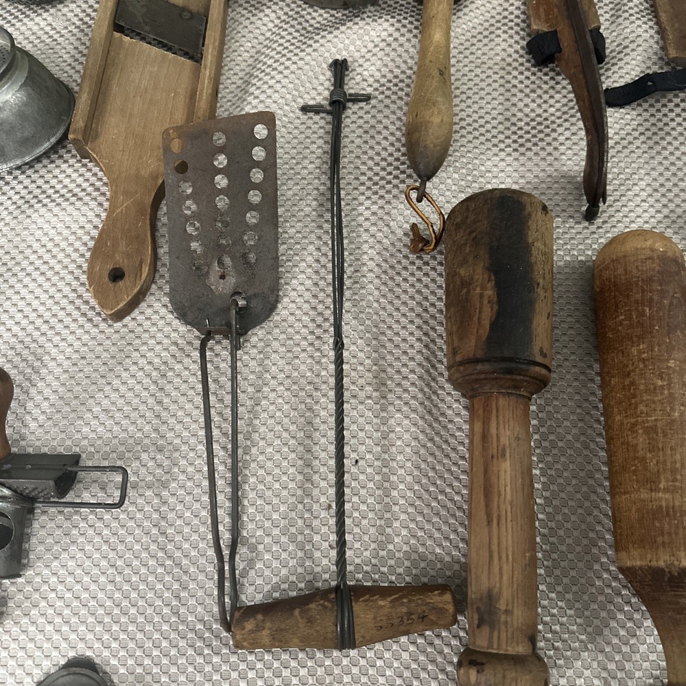 Primitive & Antique Kitchen Utensils & Gadgets