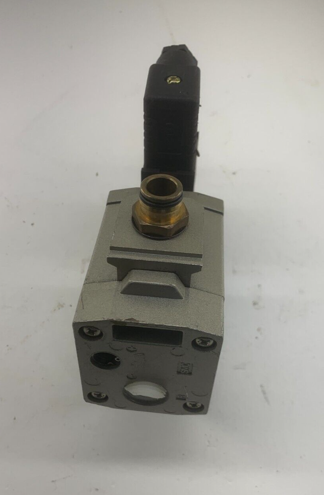 SMC AV3000-03-5DZ-Q SOFT START VALVE