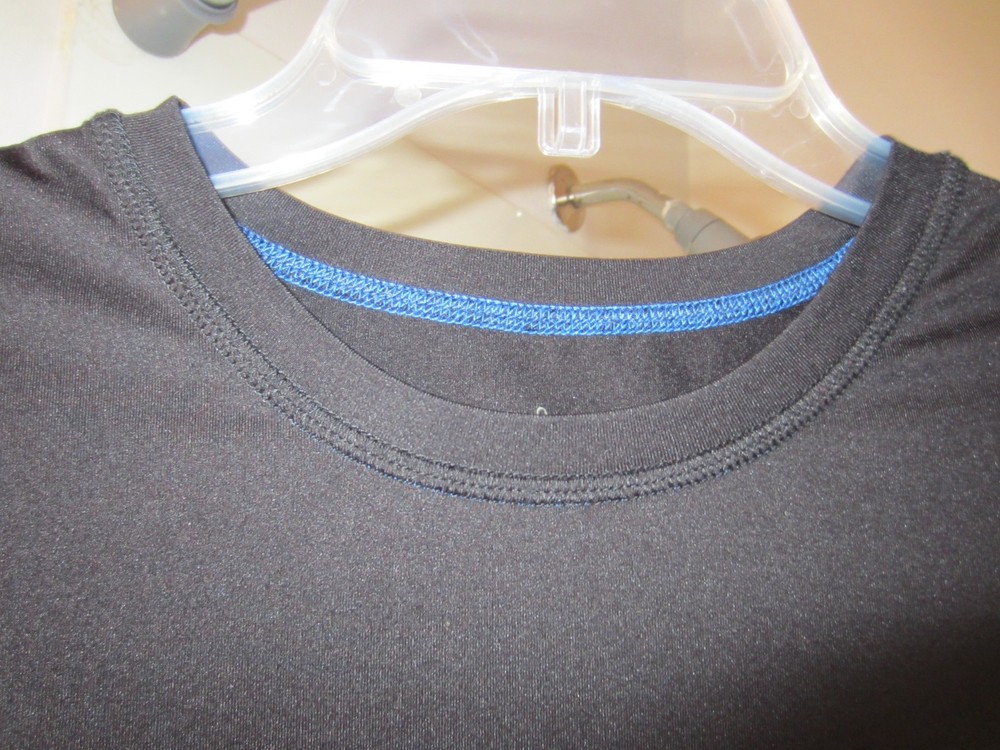 Pre-owned women's base layer top Cuddl Duds Size S black color
