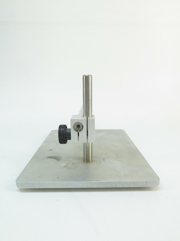 Plate with Top Mounted Swivel and Arm