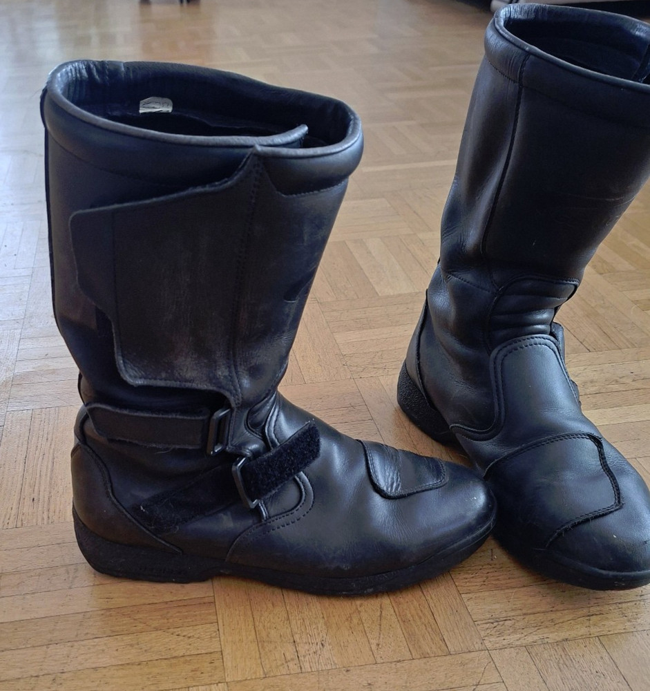 motorcycle boots mens size 42