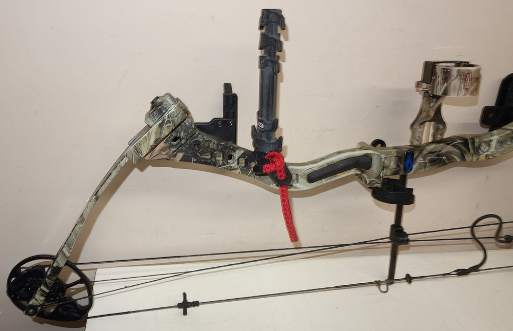 Bowtech Edge Hunting Bow Camo by Diamond Archery