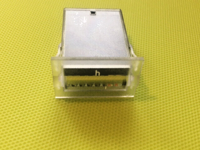 Hecon G063381 5V Counter, NEW