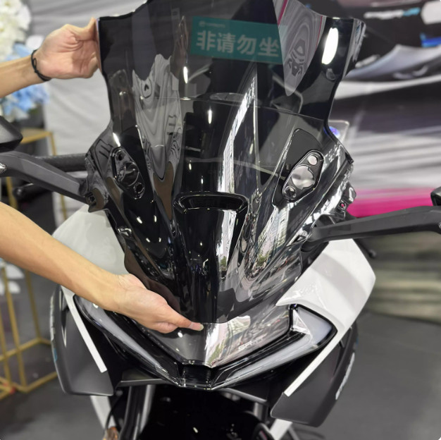 For CFMOTO 675SR Motorcycle Front Windshield Smoke Grey Competitive Windshield