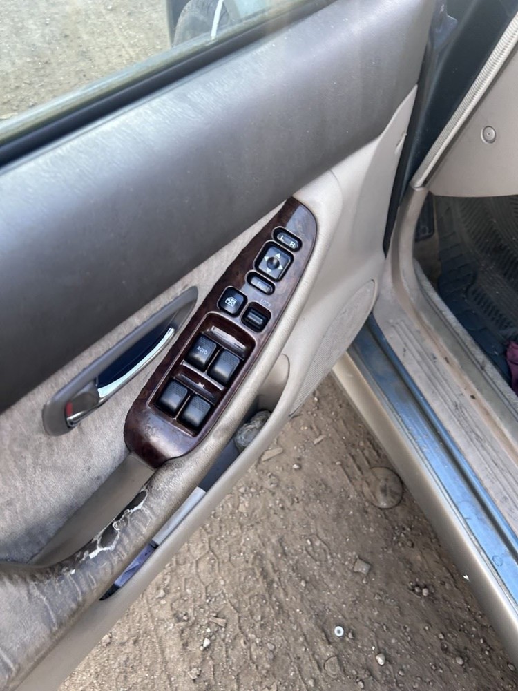 2002 OUTBAKLEG High Mounted Stop Light - OEM