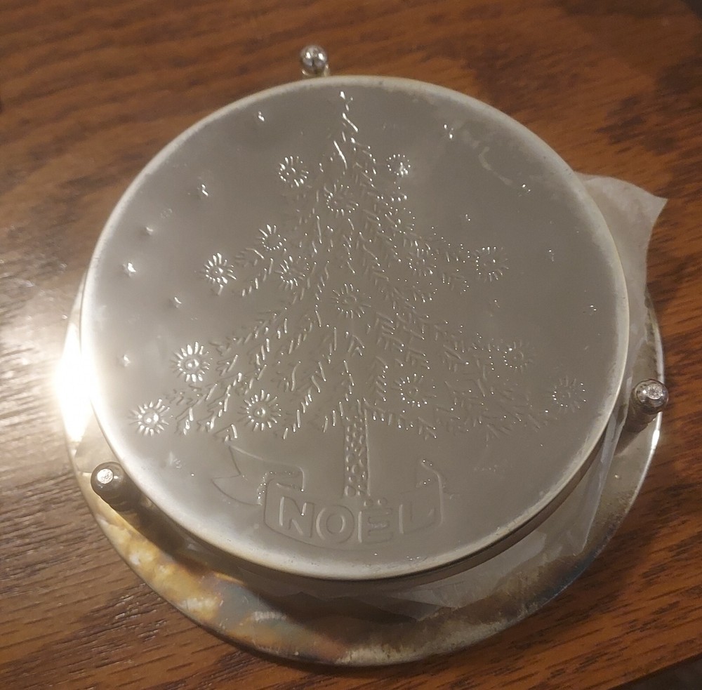 SILVER-PLATED 7PC. CHRISTMAS TREE COASTER SET 3 5/8"