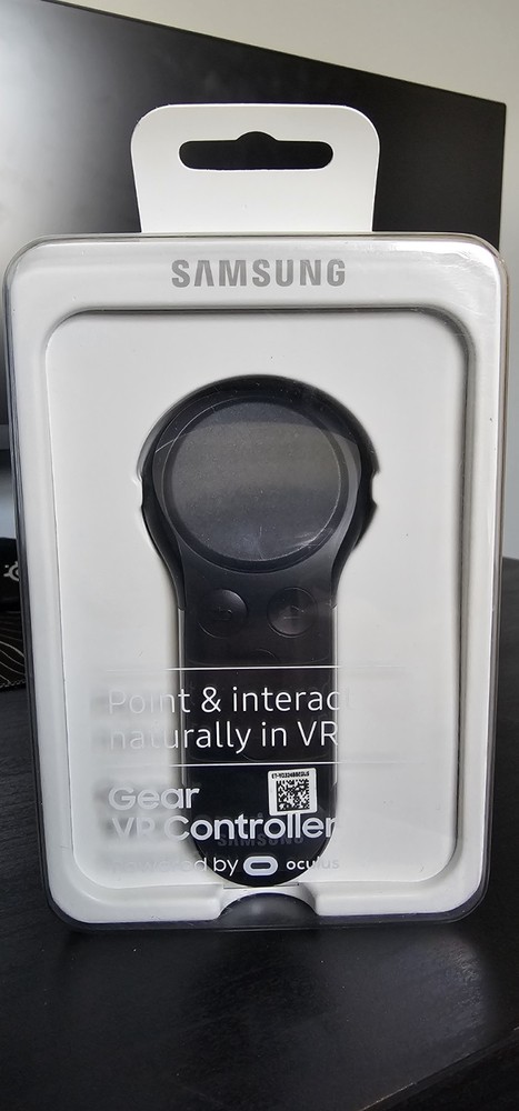 Samsung Oculus Gear VR - New, Open Box - With Controller