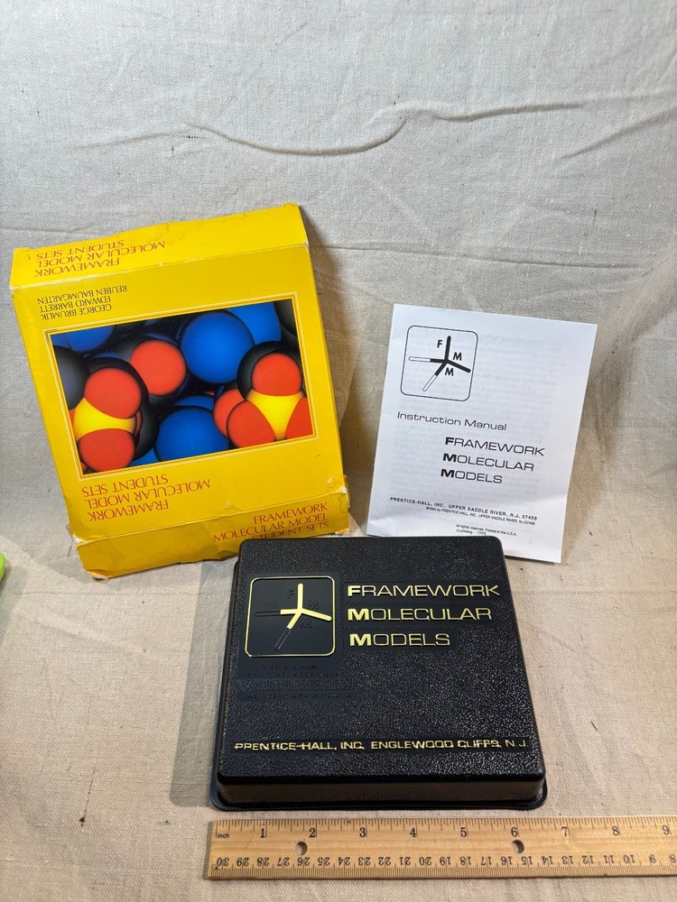 Vintage Framework Molecular Models FMM Set Prentice Hall, Inc.