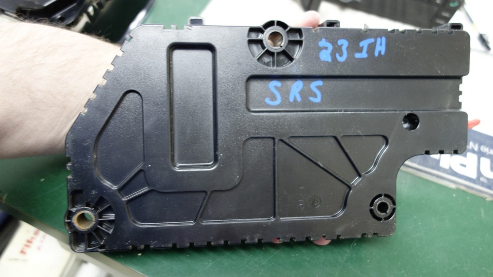4044470C7 INTERNATIONAL NAVISTAR CAB CONTROL UNIT MODULE