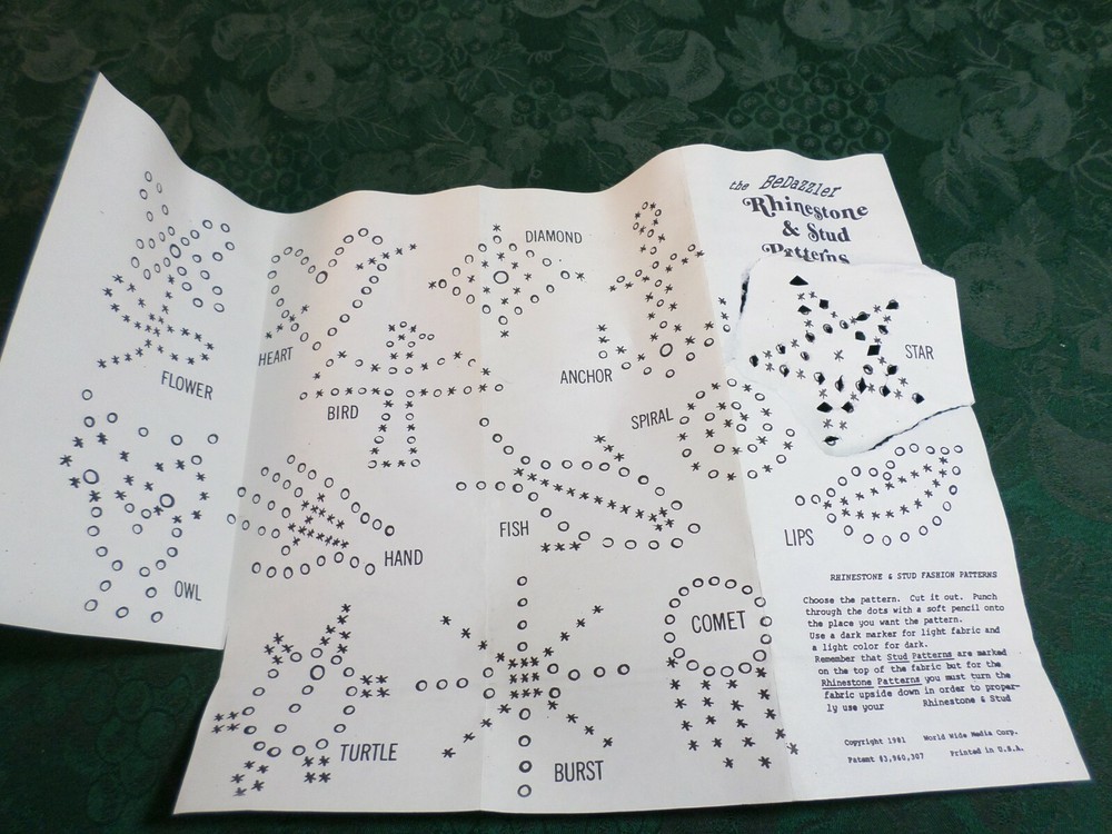 1981 Bedazzler Rhinestone & Stud Setter w/Instructions & Patterns