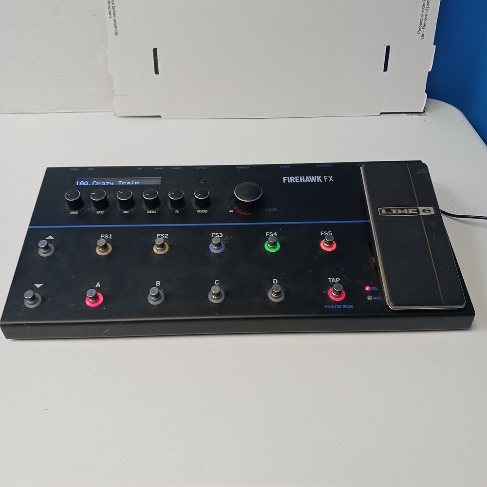 LINE 6 FIREHAWK FX MULTI EFFECTS GUITAR FLOOR PEDAL DIGITAL PROCESSOR TESTED