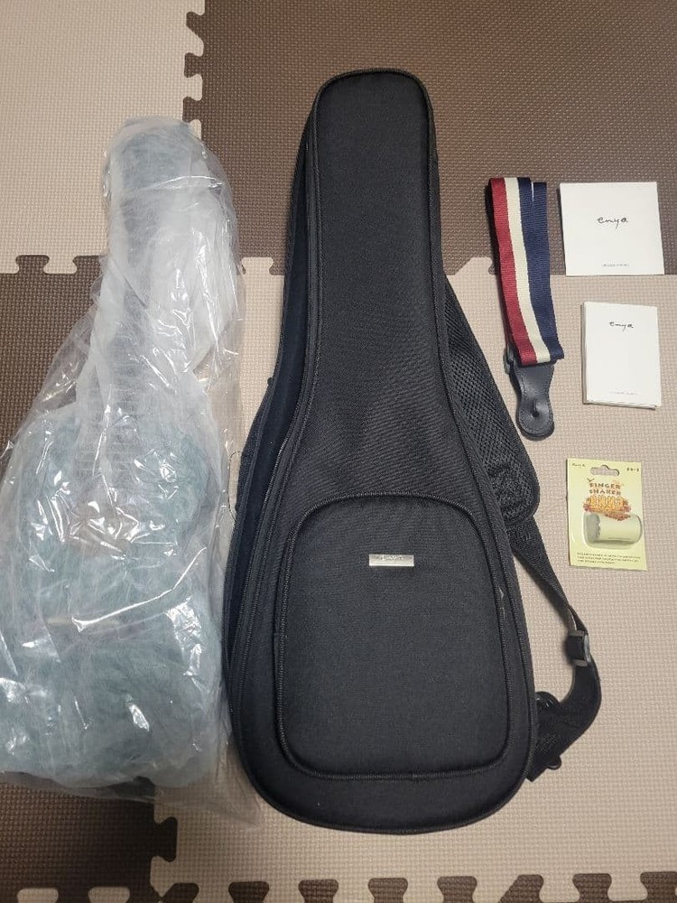 Concert ukulele blue green 4 string blue